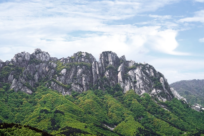 Explore, Dream, Discover the Mountains